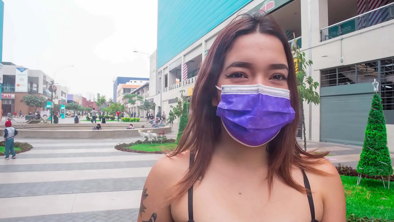 VENEZUELAN innflytjandi kom nýlega til Perú, kúgaði leigubílstjóra